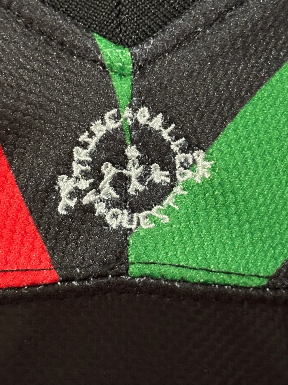 A Tribe Called Quest Low End Theory Men's Jersey - Black/Red/Green - Picture 10 of 16